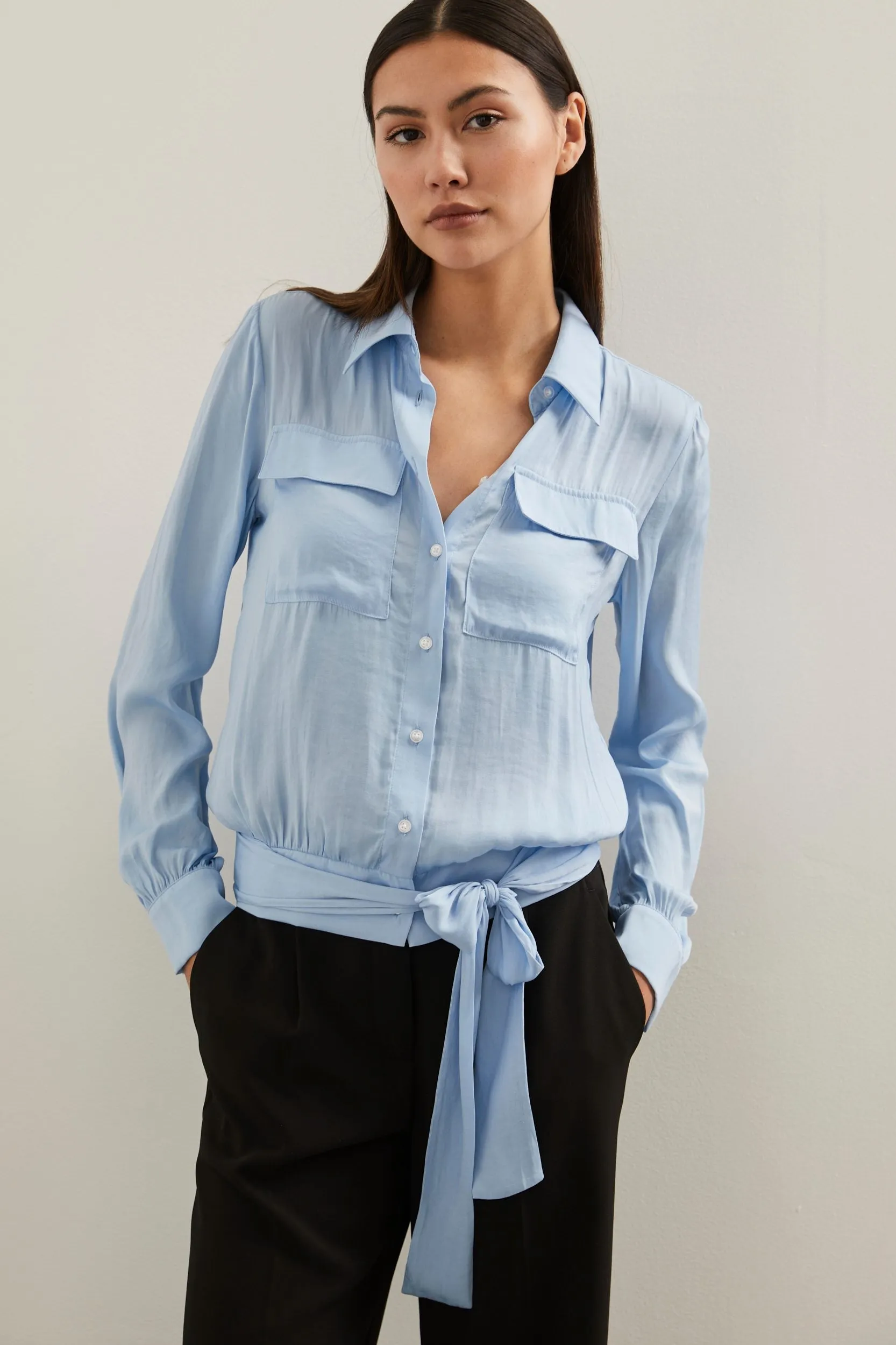 Blouse with tied hem