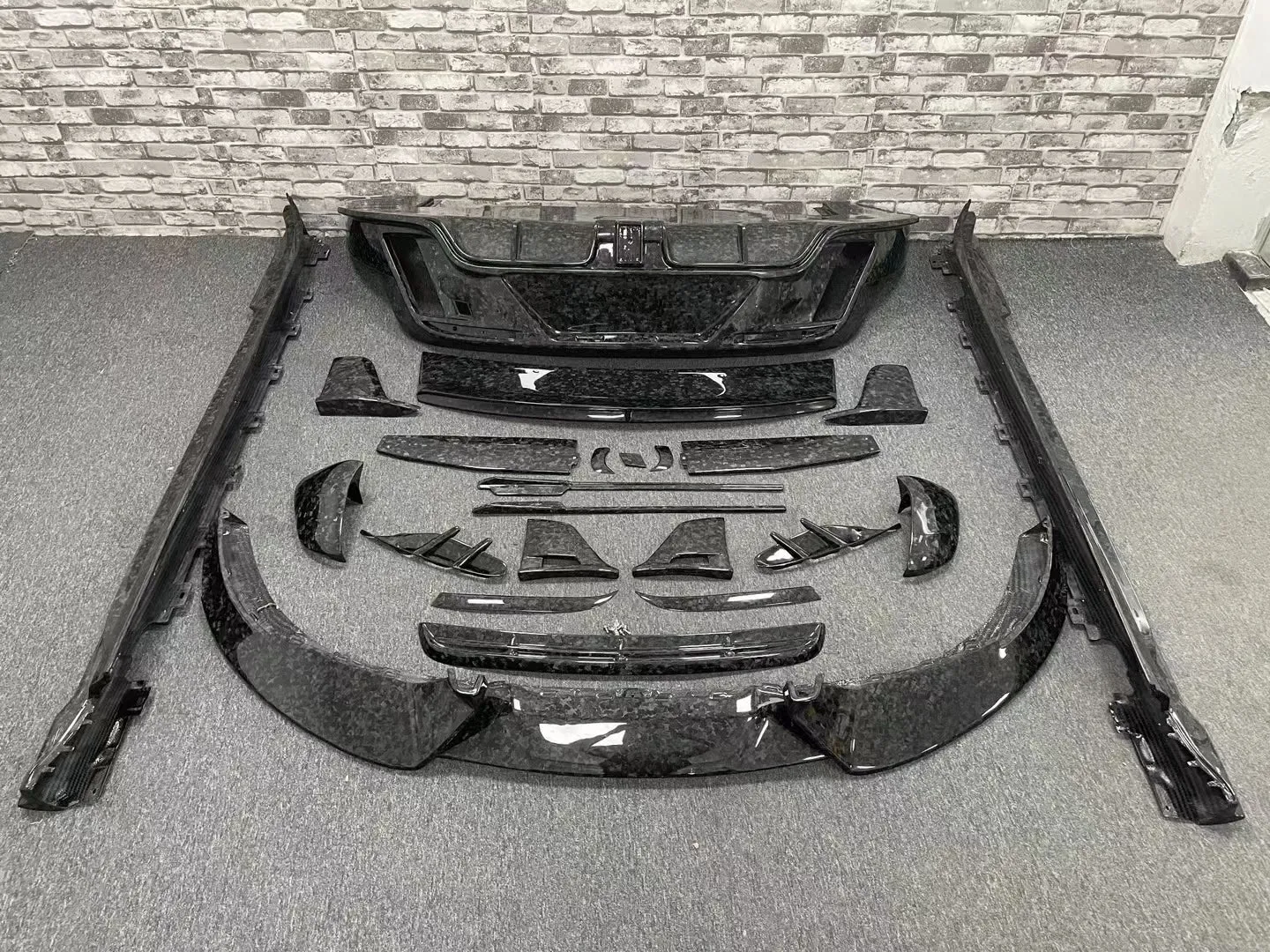 Carbon Fiber Aero Body Kit for Porsche Taycan