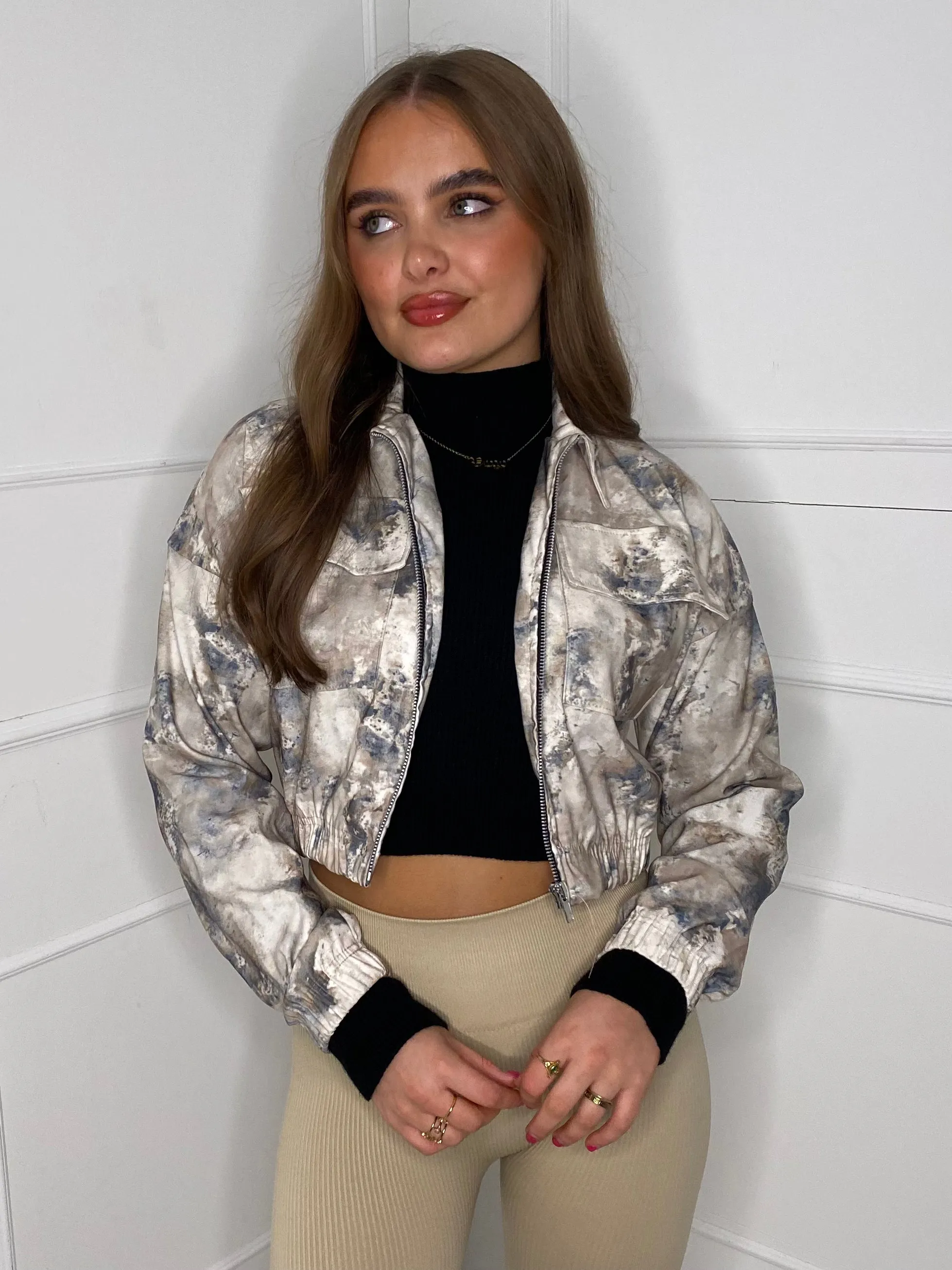 Collar Pocket Detail Cropped Jacket - Beige Marble