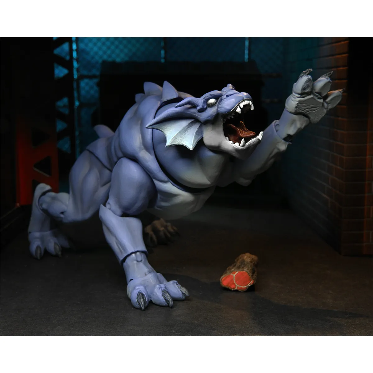 Gargoyles 7-Inch Scale Ultimate Bronx (with Goliath Closed Wings) Action Figure