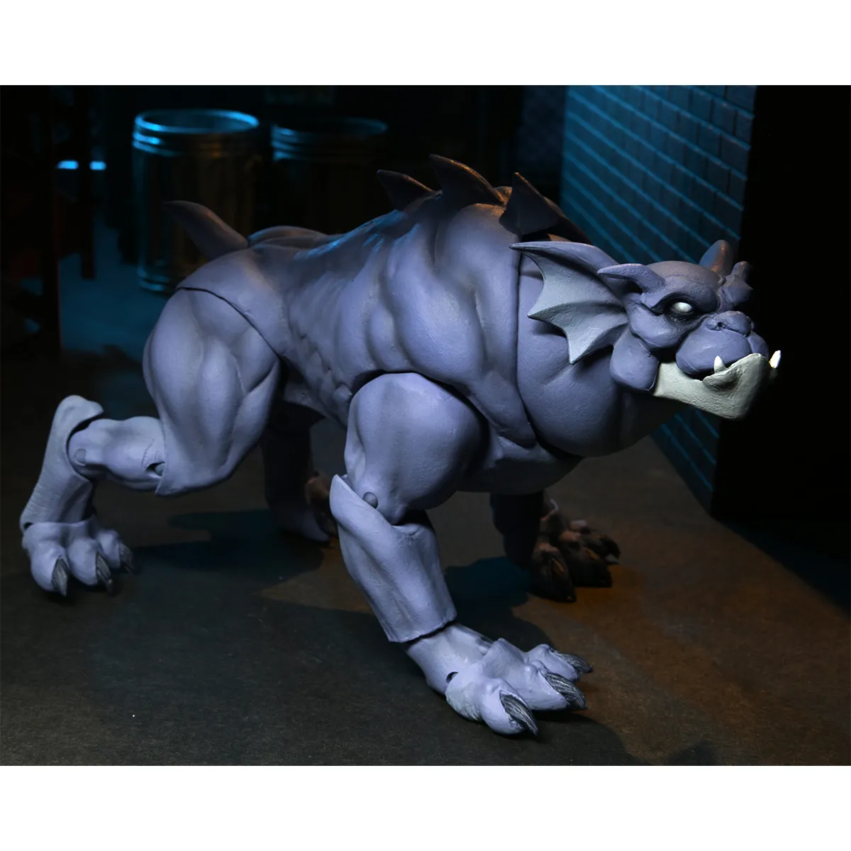 Gargoyles 7-Inch Scale Ultimate Bronx (with Goliath Closed Wings) Action Figure