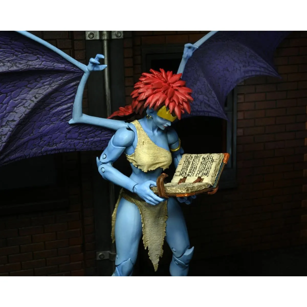 Gargoyles Ultimate Demona 7-Inch Scale Action Figure