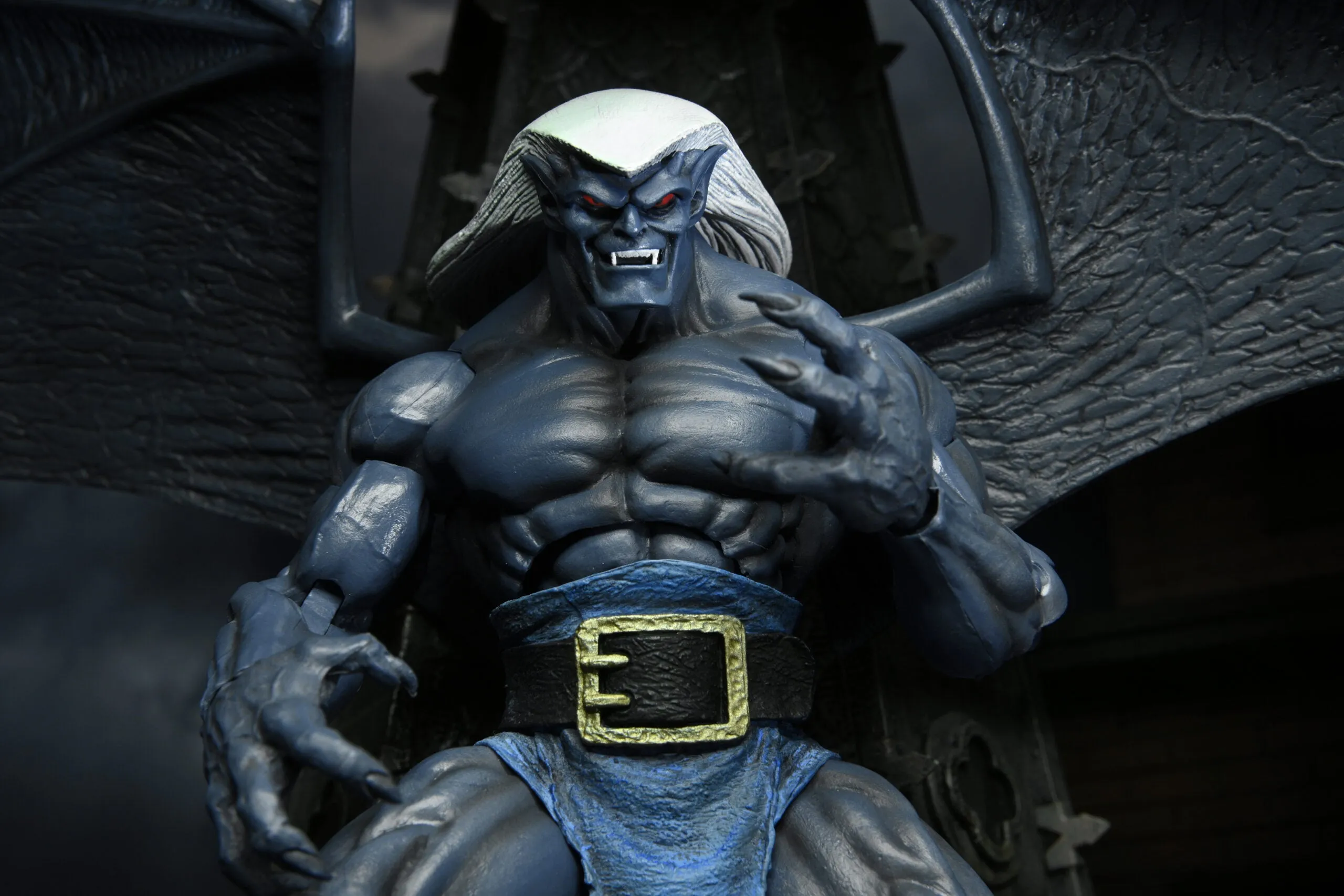 Gargoyles Ultimate Thailog 7-Inch Scale Action Figure