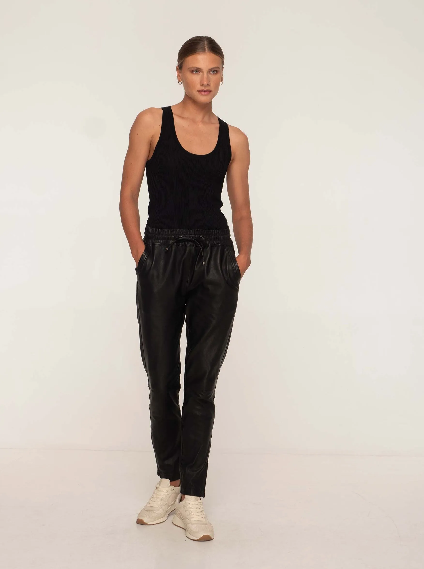 GEMMA LEATHER JOGGER - BLACK