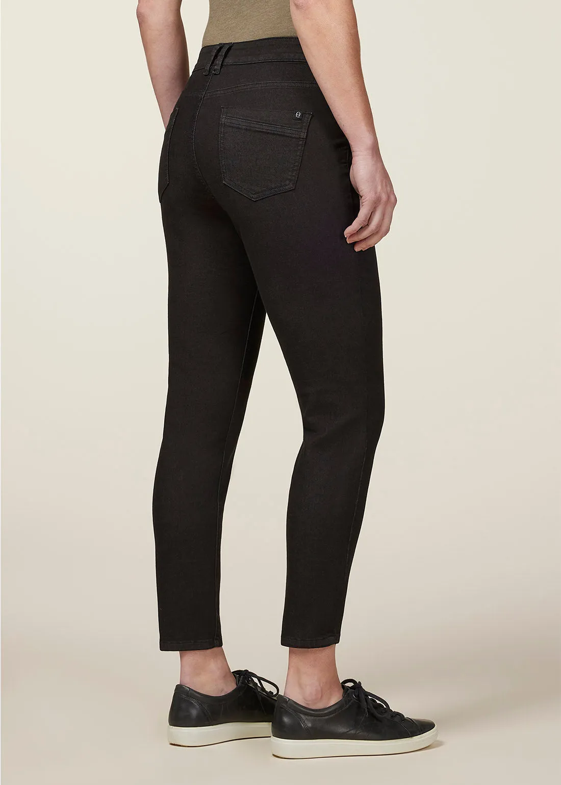 In Motion Cropped Pant