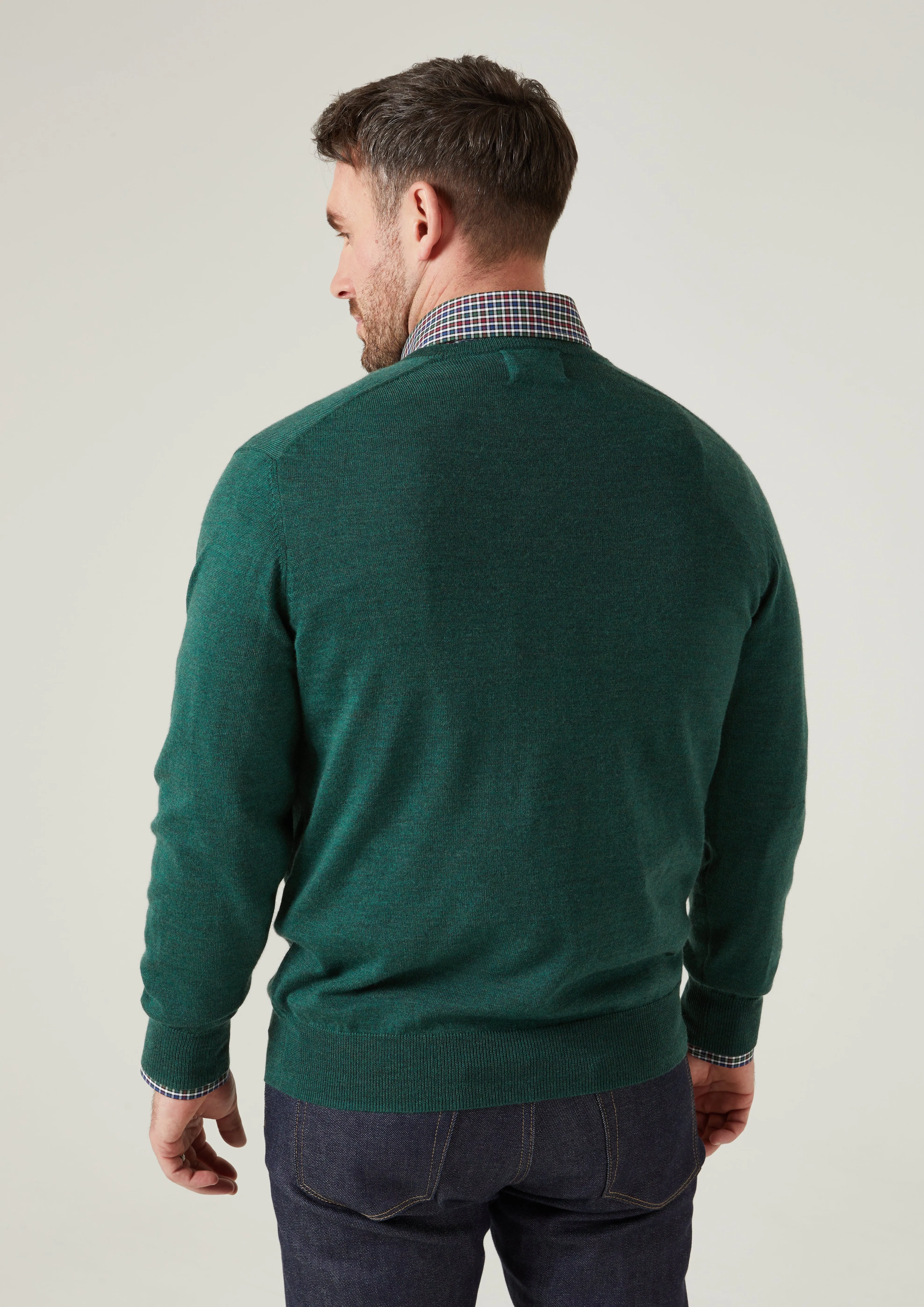 Millbreck Merino Wool Jumper in Hunter - Regular Fit