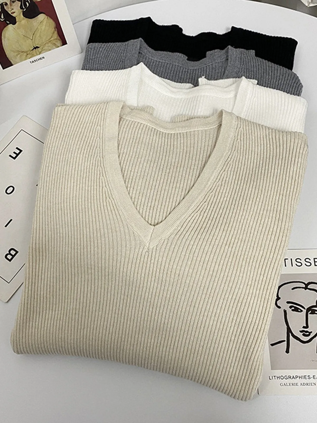 V-Neck Slim Bottoming Sweater