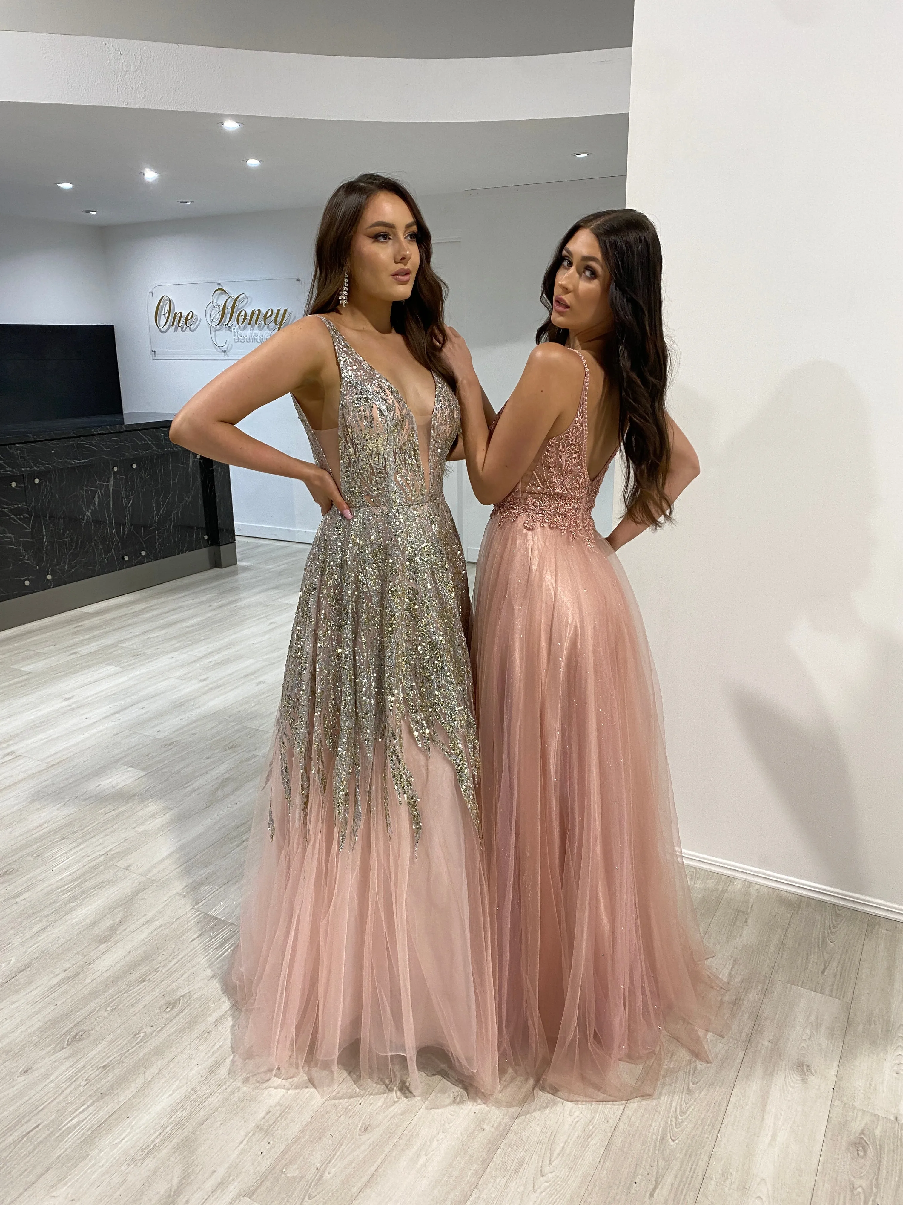 VIANNE Glitter Tulle A-Line Prom & Formal Dress